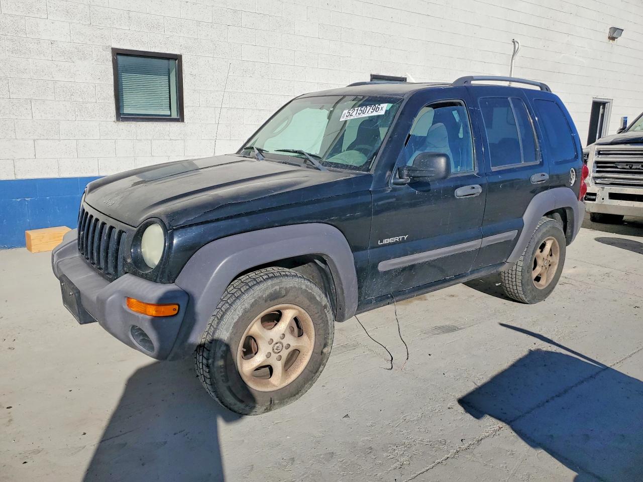 Salvage Jeep Liberty Image