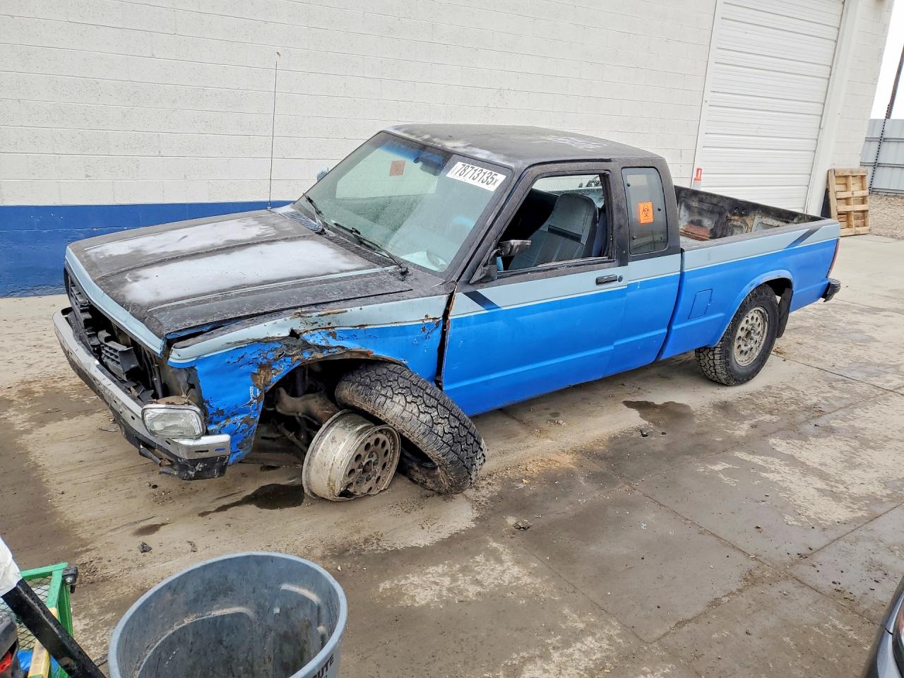 Salvage Chevrolet S-10 Image