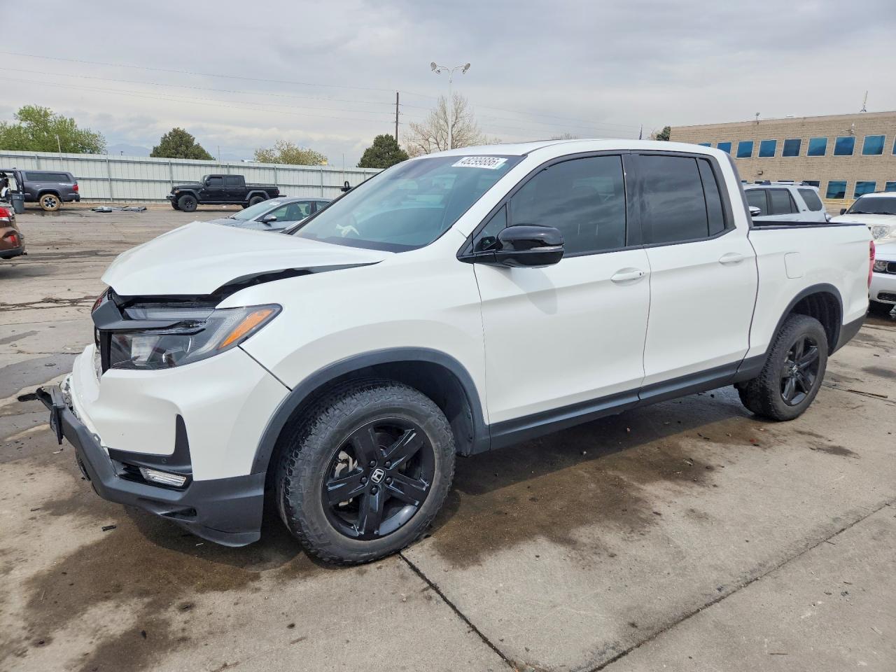 Salvage Honda Ridgeline Image