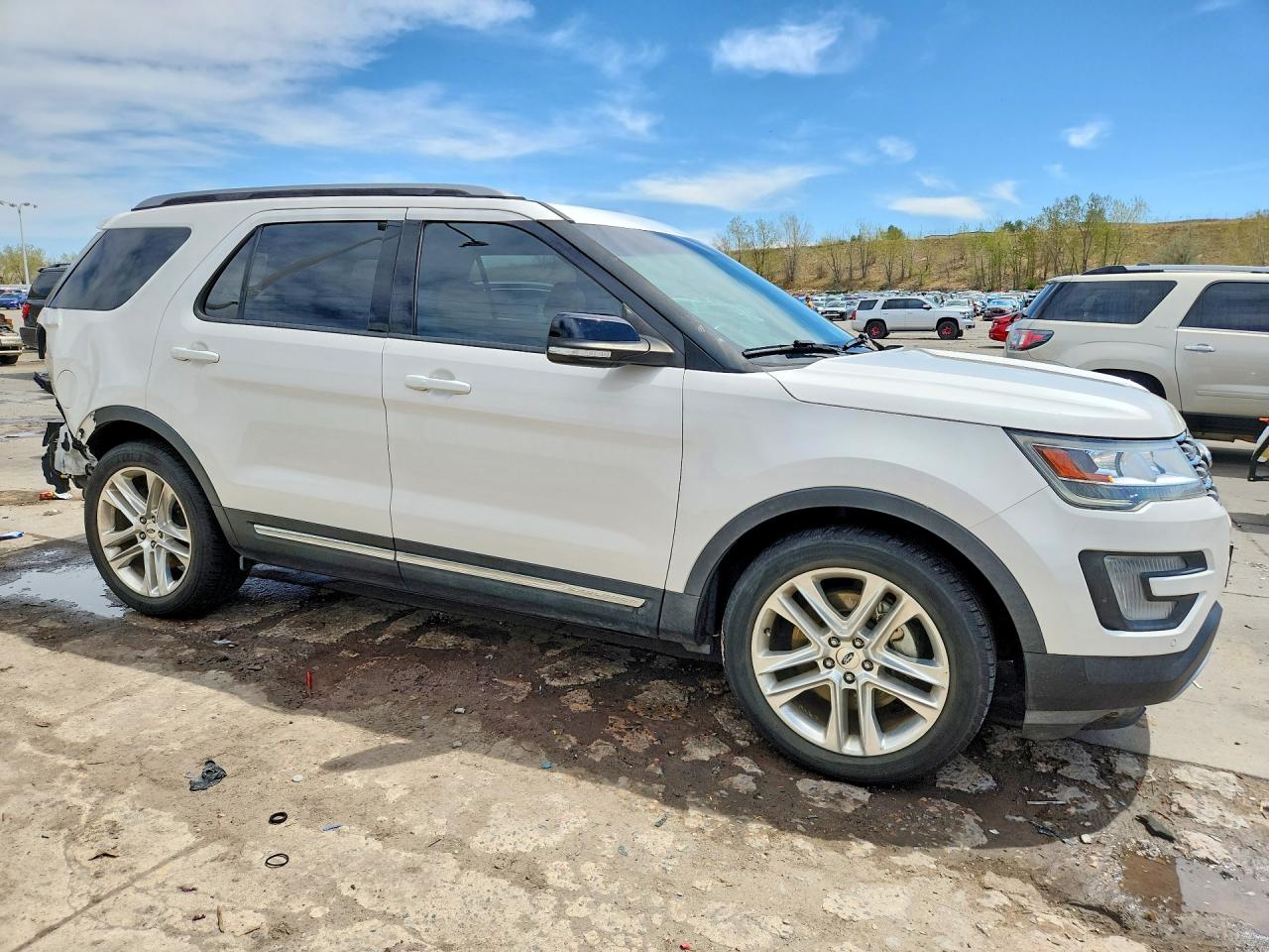 Ford Explorer Xlt