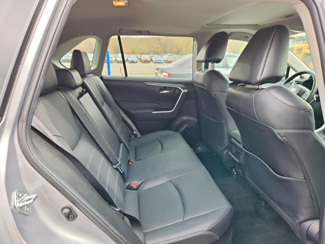 Toyota RAV4 Xle Premium