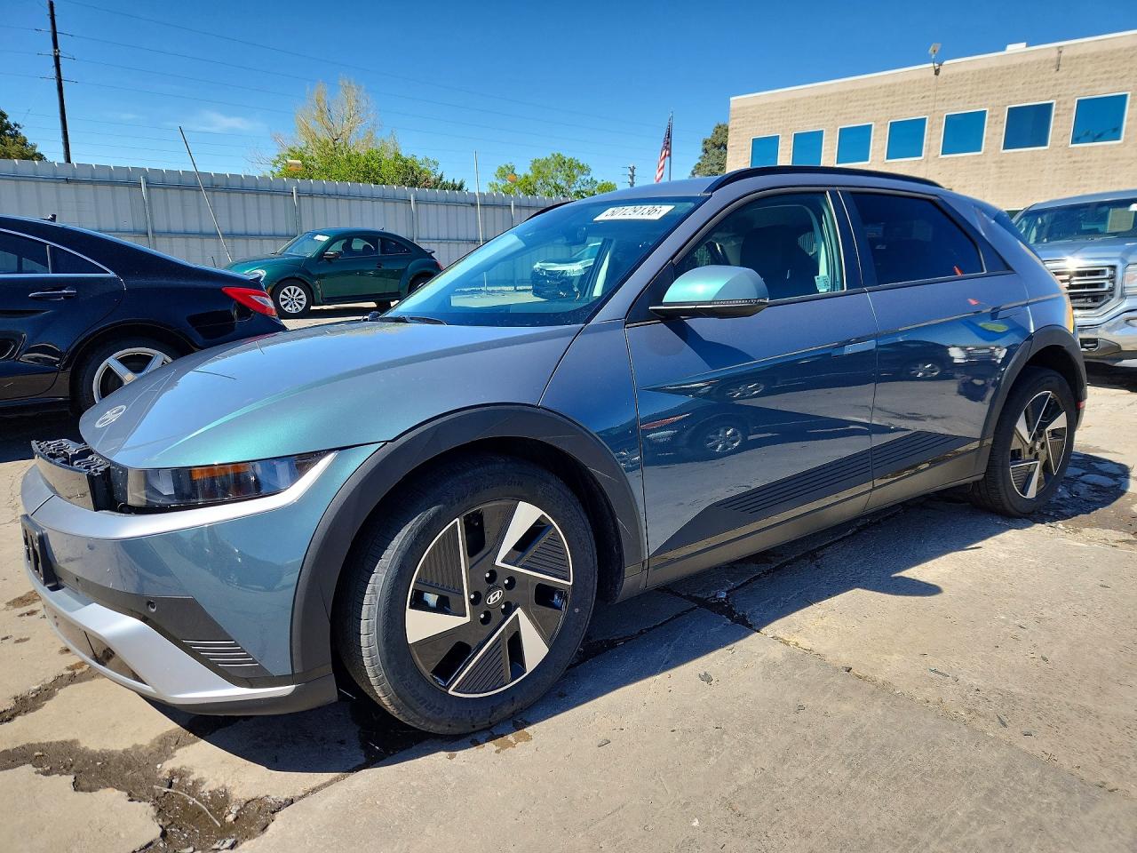 Salvage Hyundai Ioniq Image