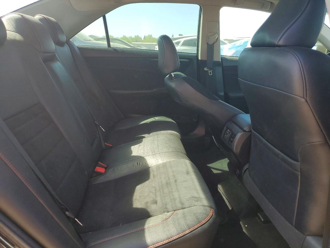 Toyota Camry Xse