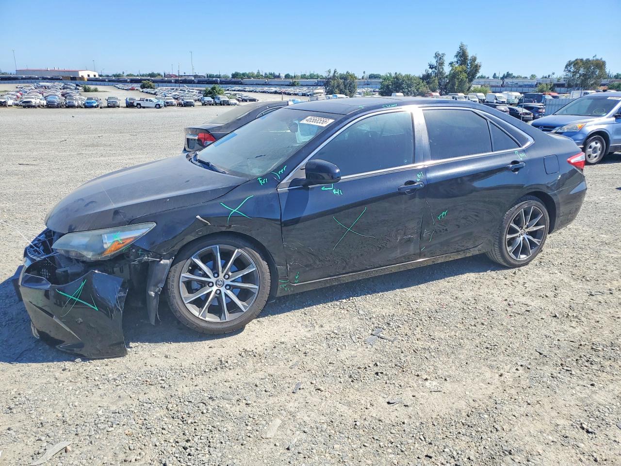 Salvage Toyota Camry Image