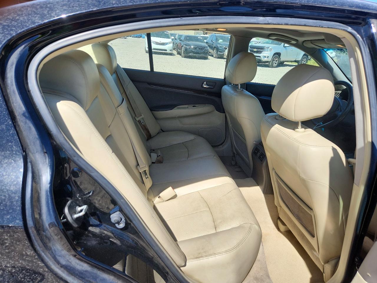 INFINITI G37 X