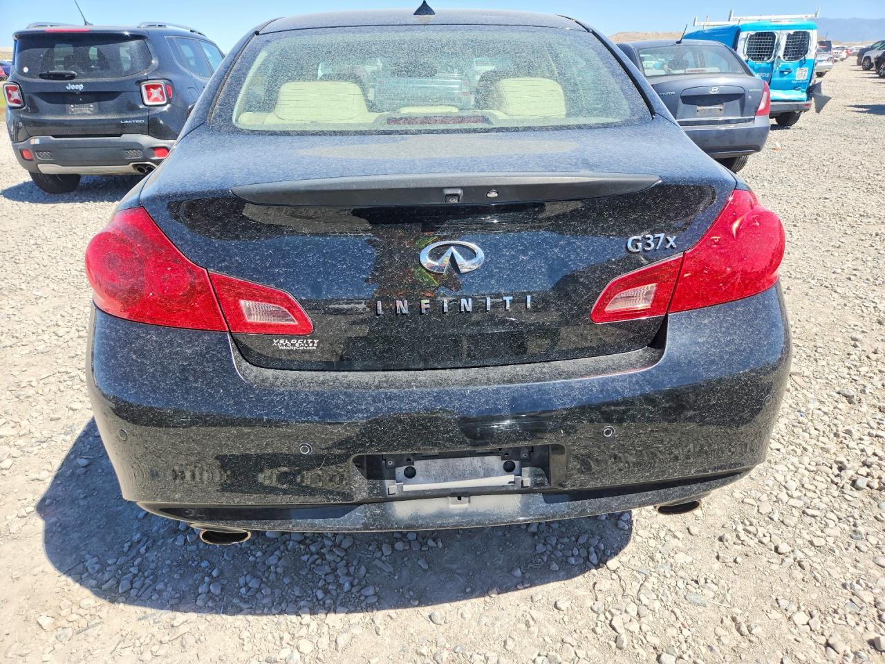 INFINITI G37 X