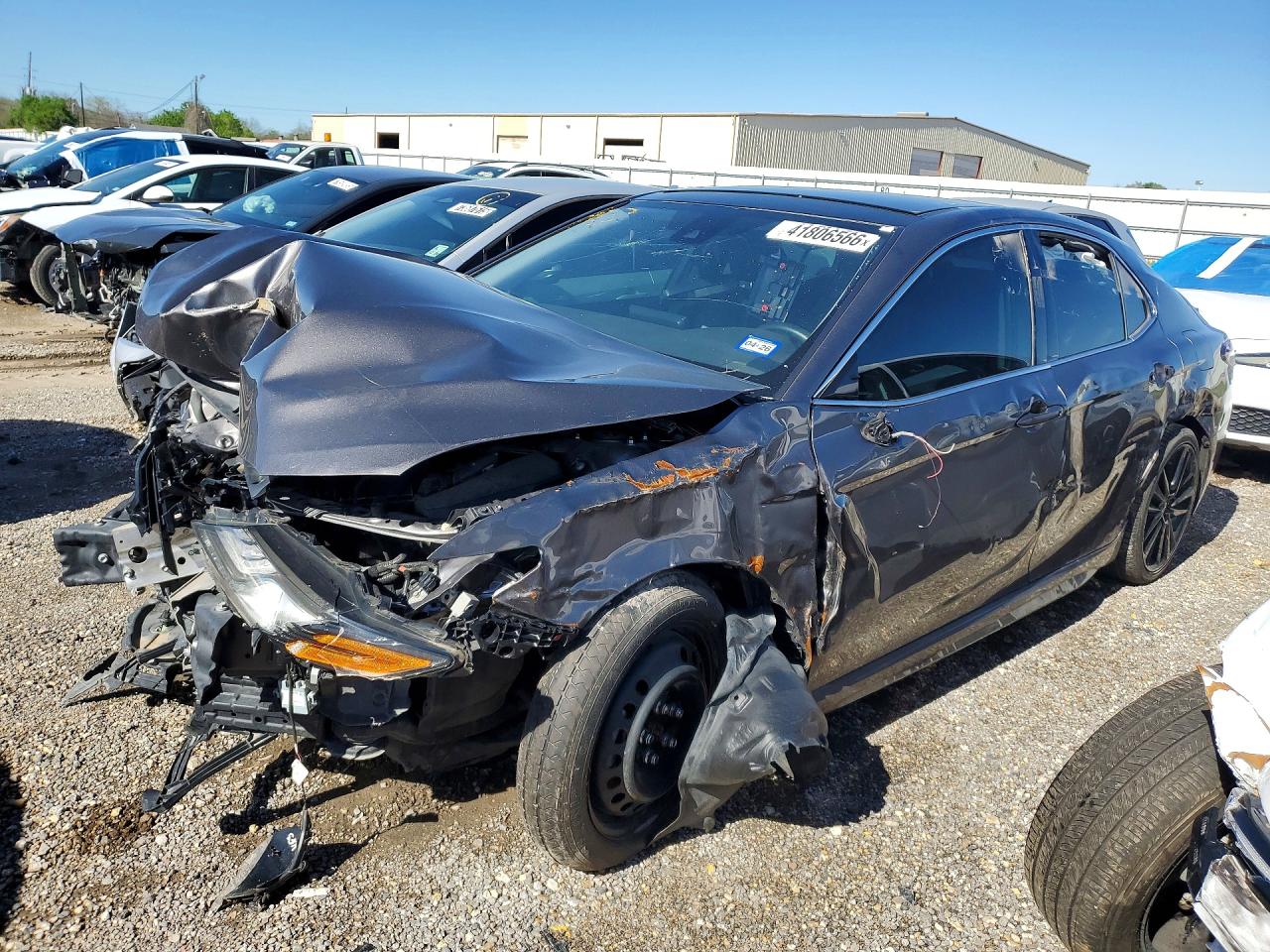 Salvage Toyota Camry Image