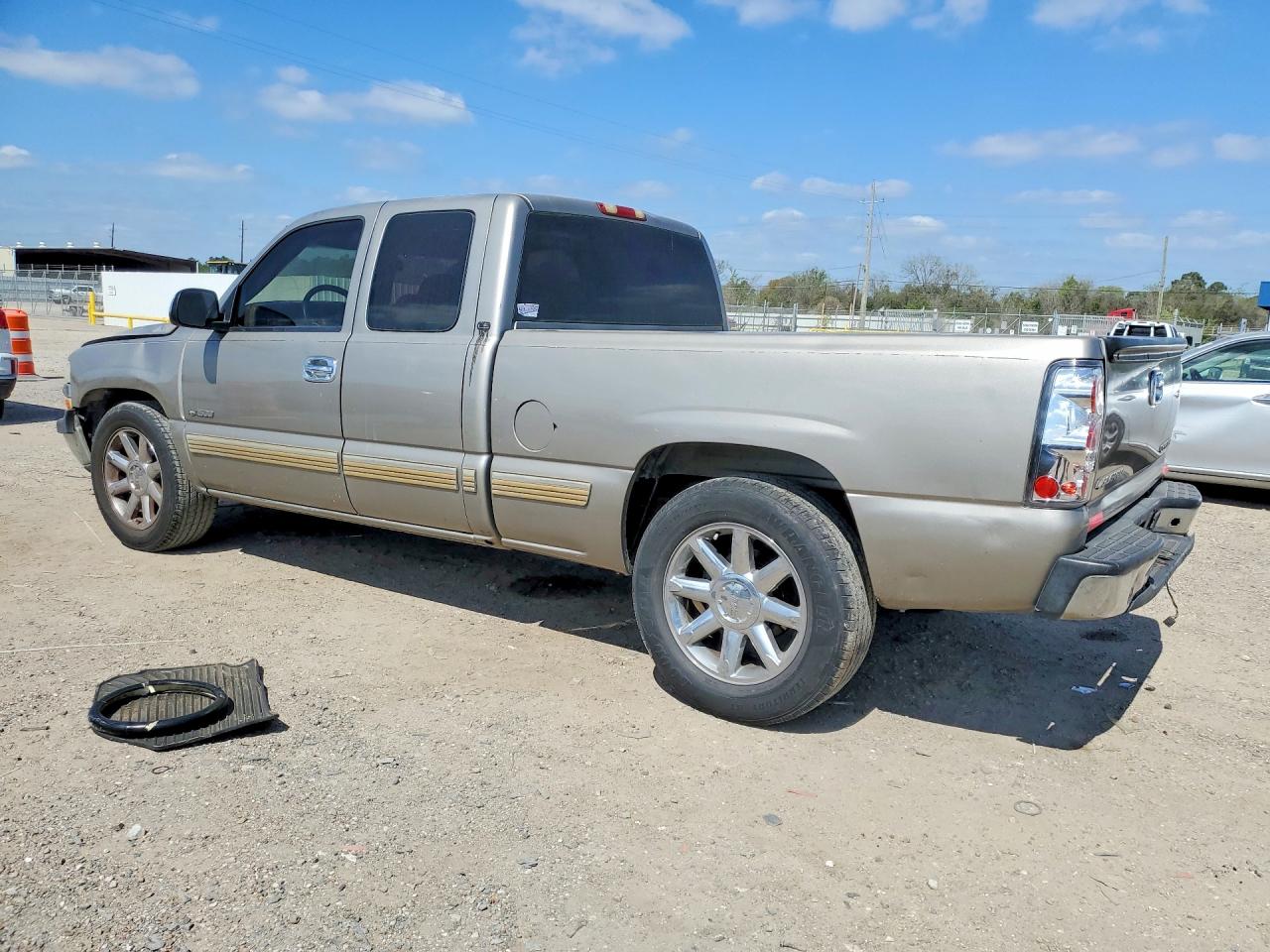Chevrolet Silverado C1500