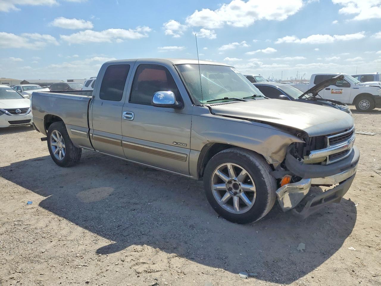 Chevrolet Silverado C1500
