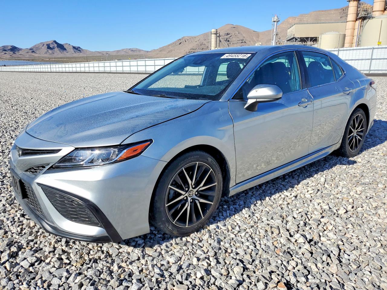 Salvage Toyota Camry Image