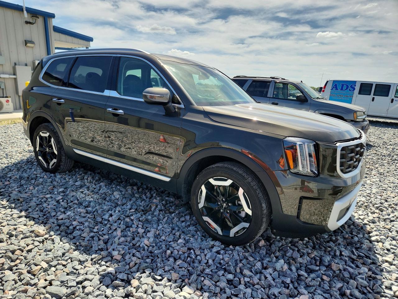 Kia Telluride S