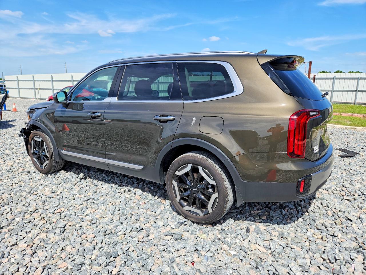 Kia Telluride S