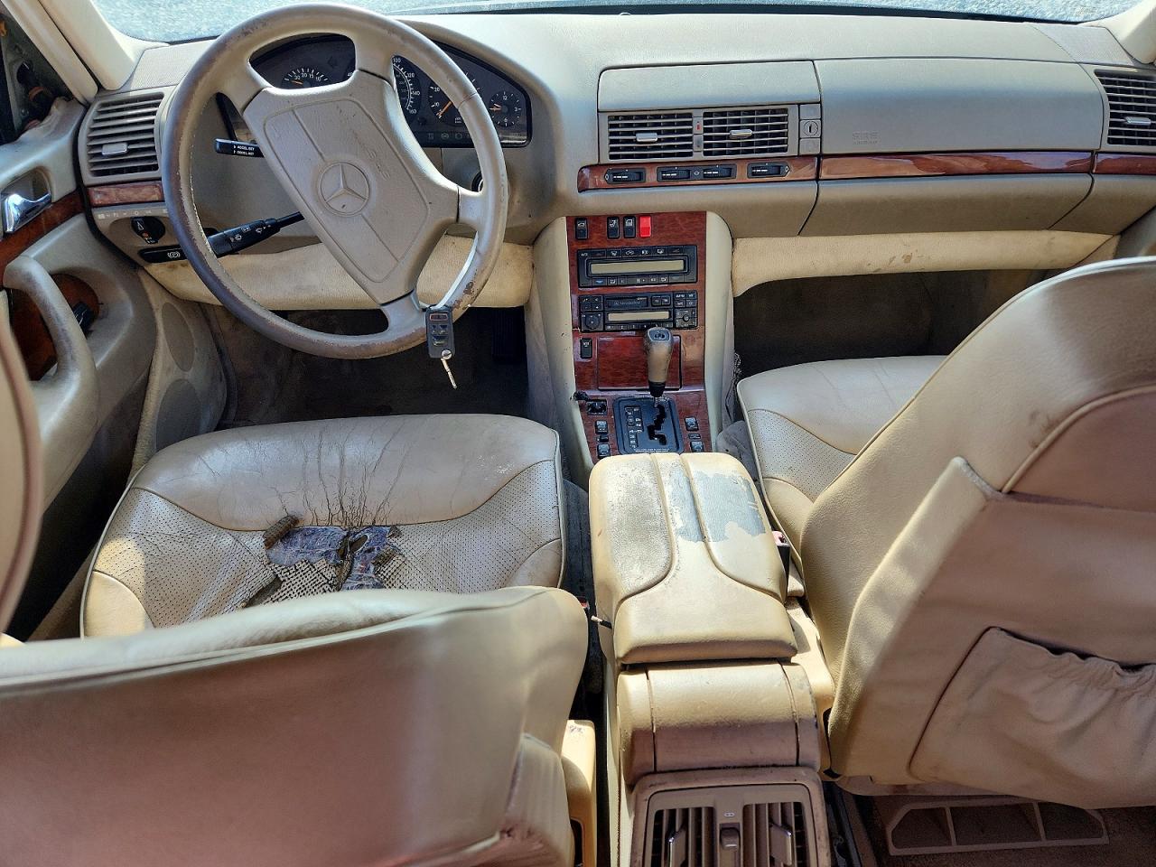 Mercedes-Benz S-Class 320w
