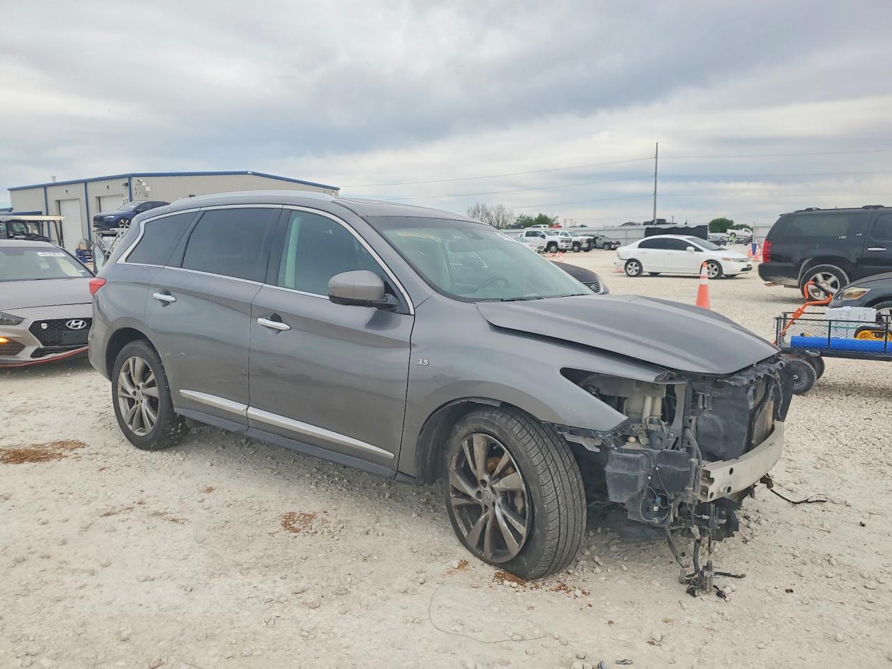 INFINITI Qx Base