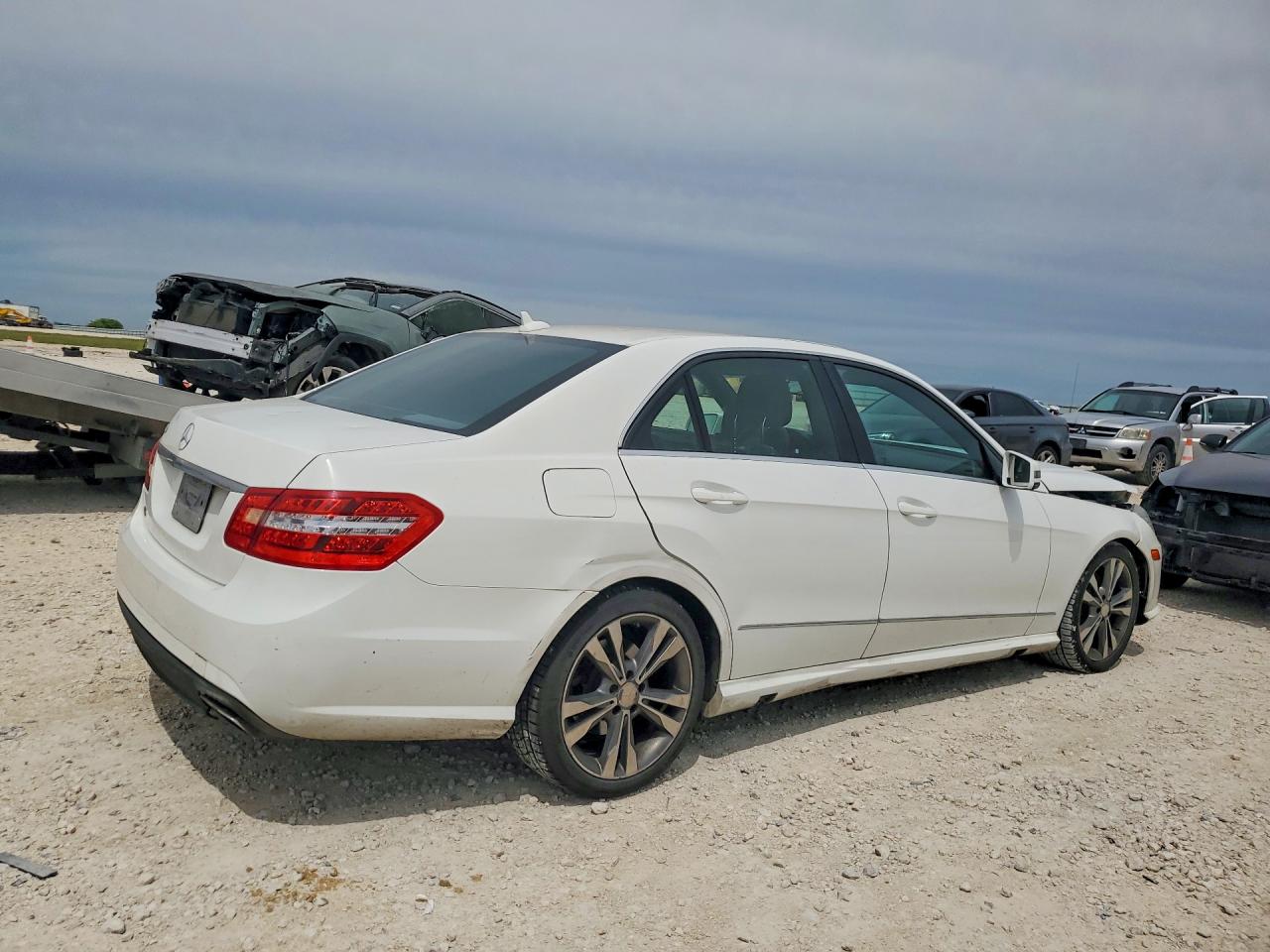 Mercedes-Benz E-Class 350