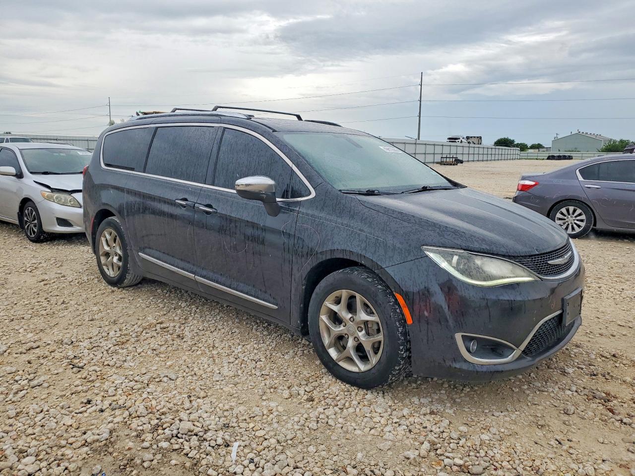 Chrysler Pacifica Limited