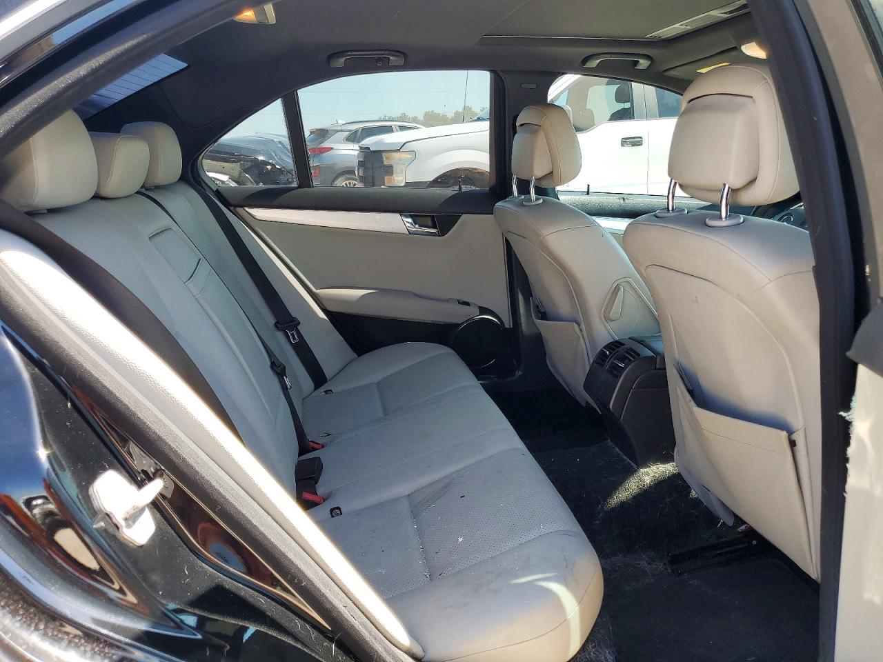 Mercedes-Benz C-Class 300