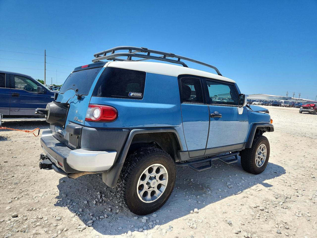 Toyota FJ Cruiser Base