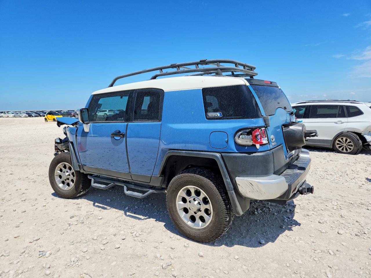 Toyota FJ Cruiser Base