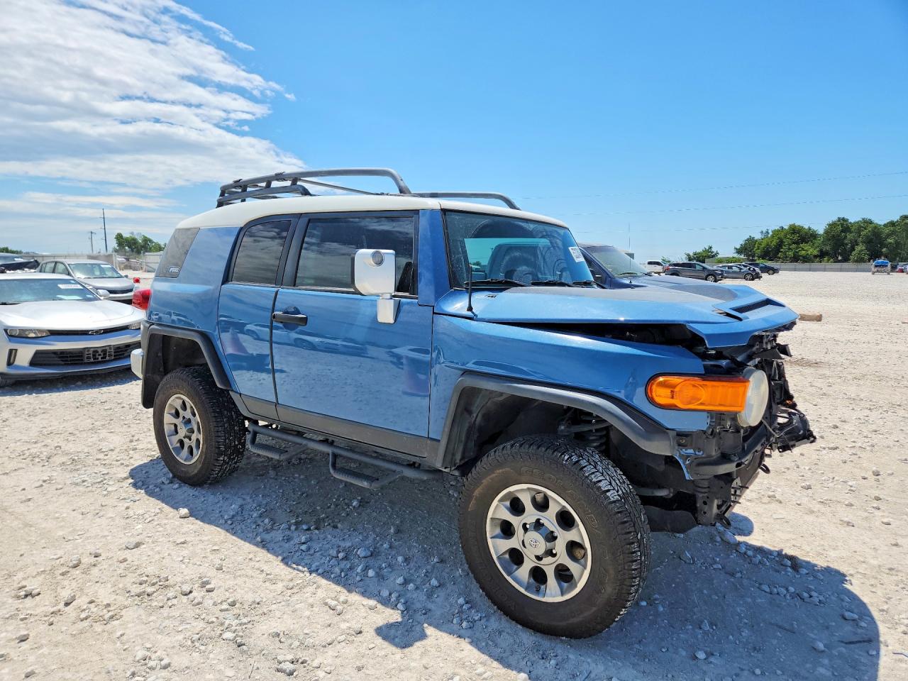 Toyota FJ Cruiser Base