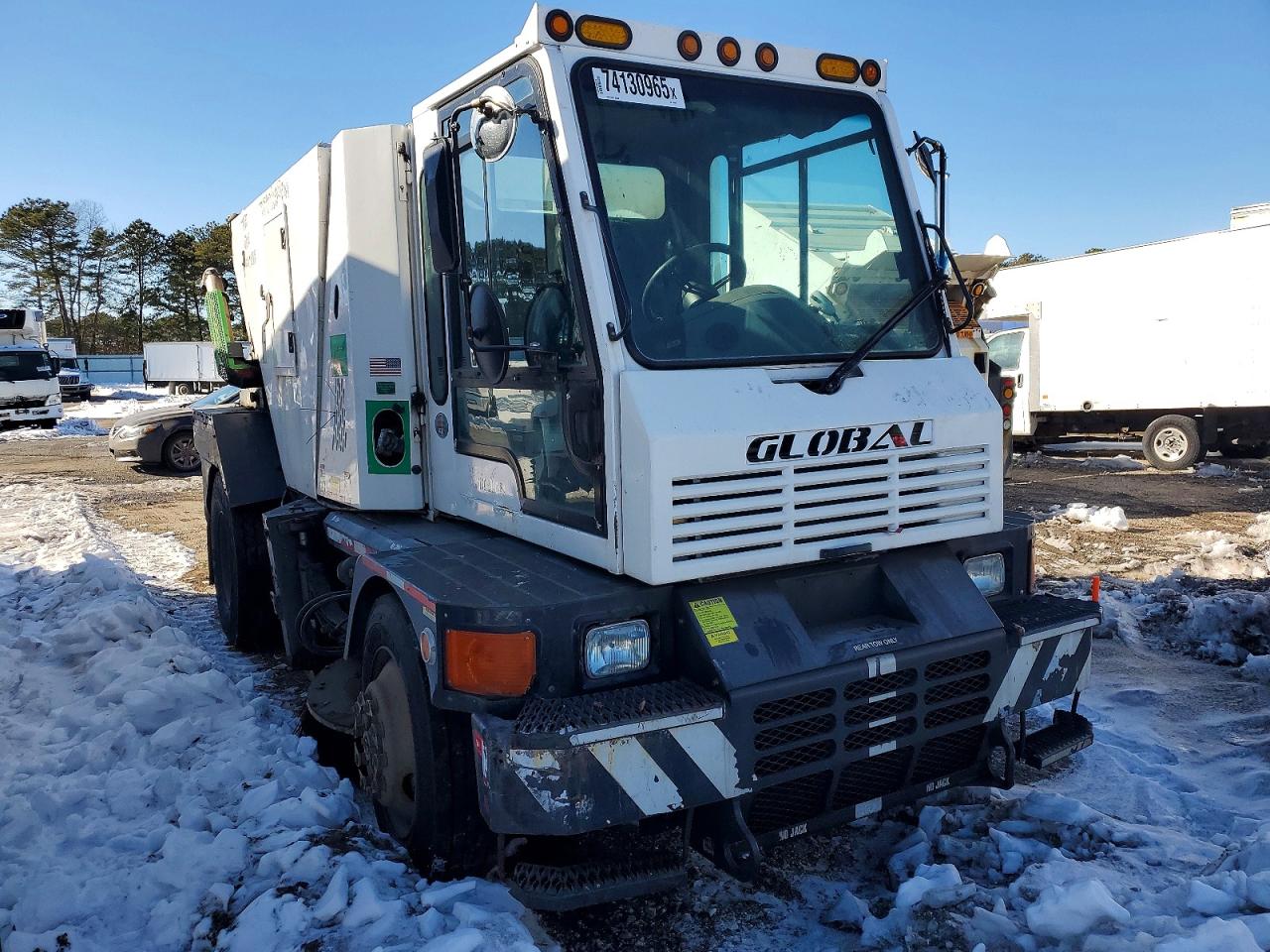 Salvage Globe Construction Equipment Image