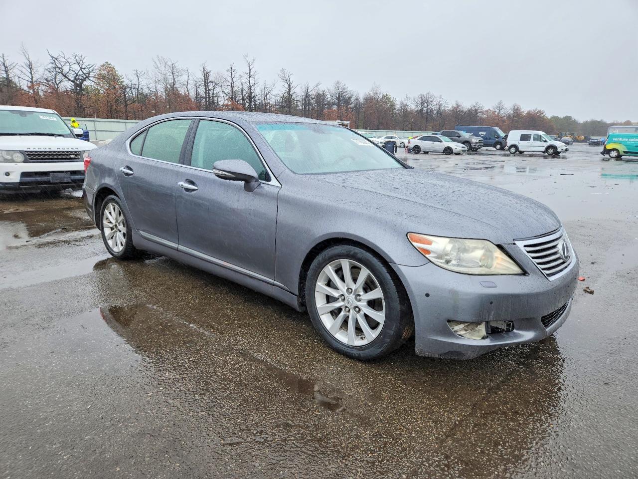 Lexus LS 460