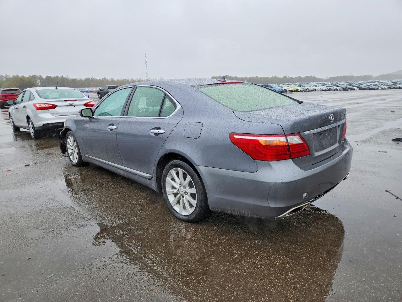 Lexus LS 460