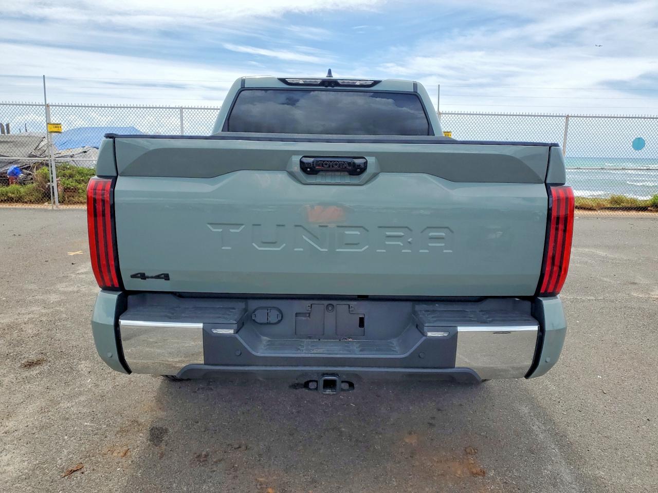 Toyota Tundra Sr5