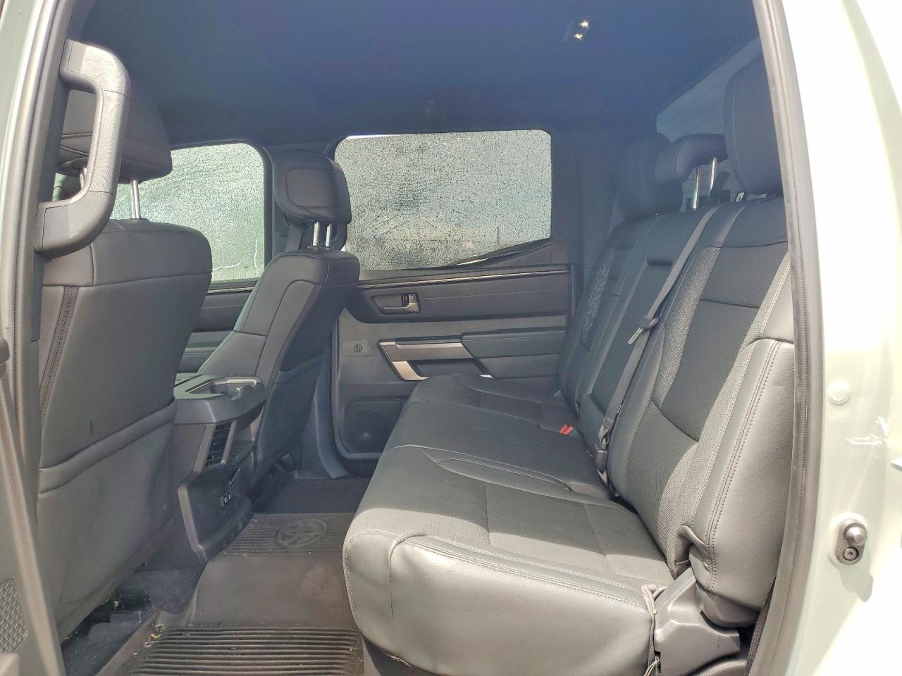 Toyota Tundra Sr5