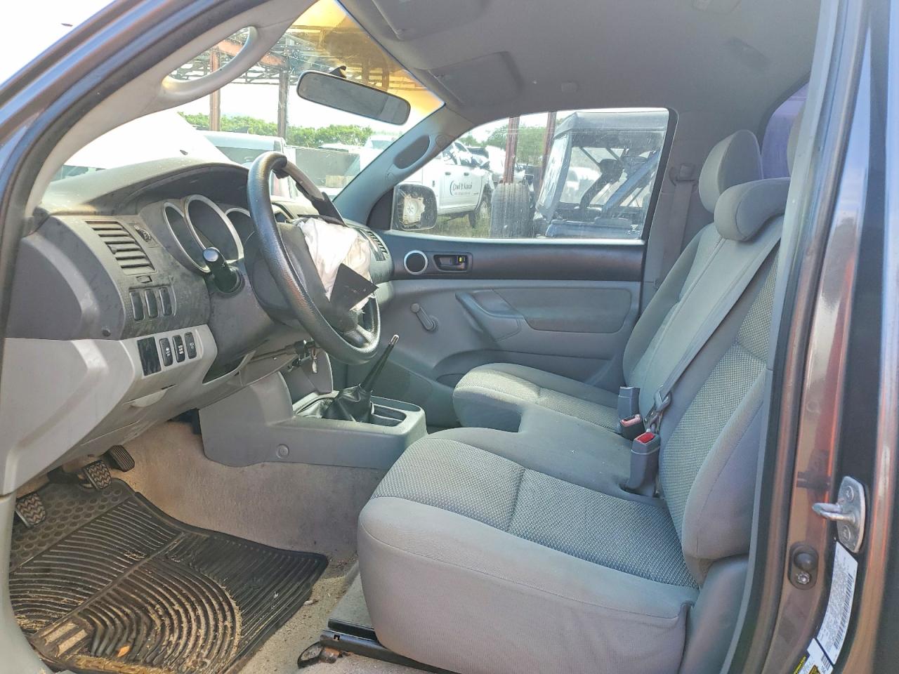 Toyota Tacoma Base