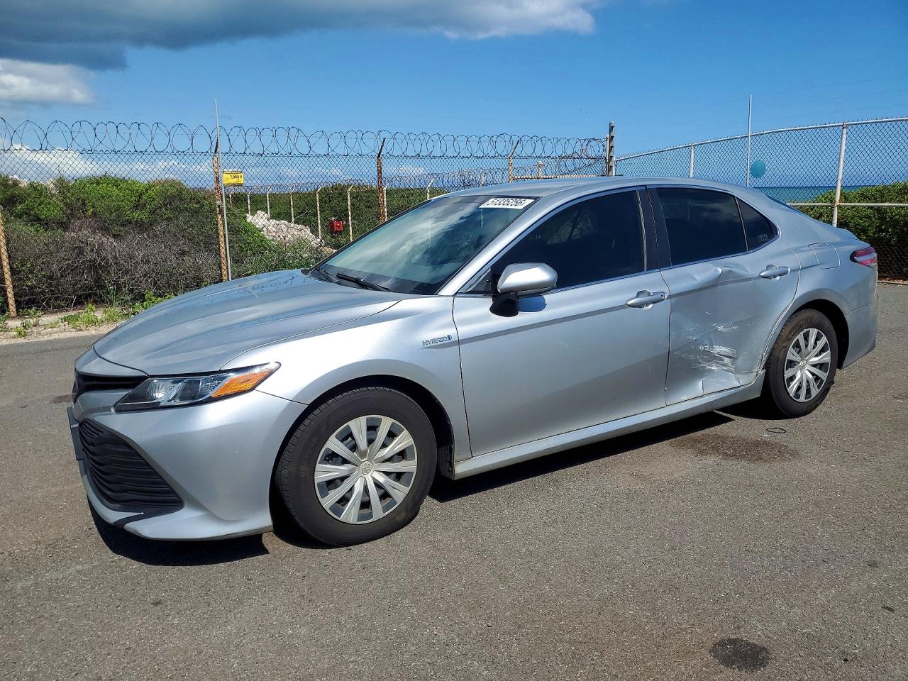 Salvage Toyota Camry Image