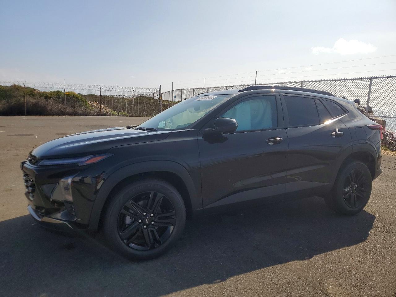 Salvage Chevrolet Trax Image