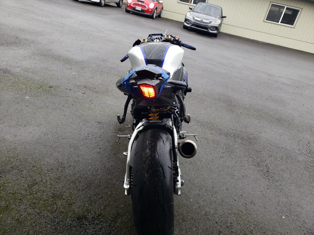 Yamaha Yzfr1m