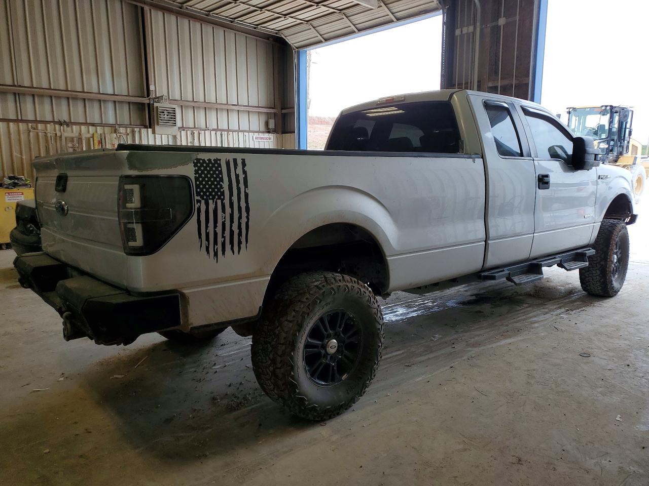 Ford F-150 Super Cab