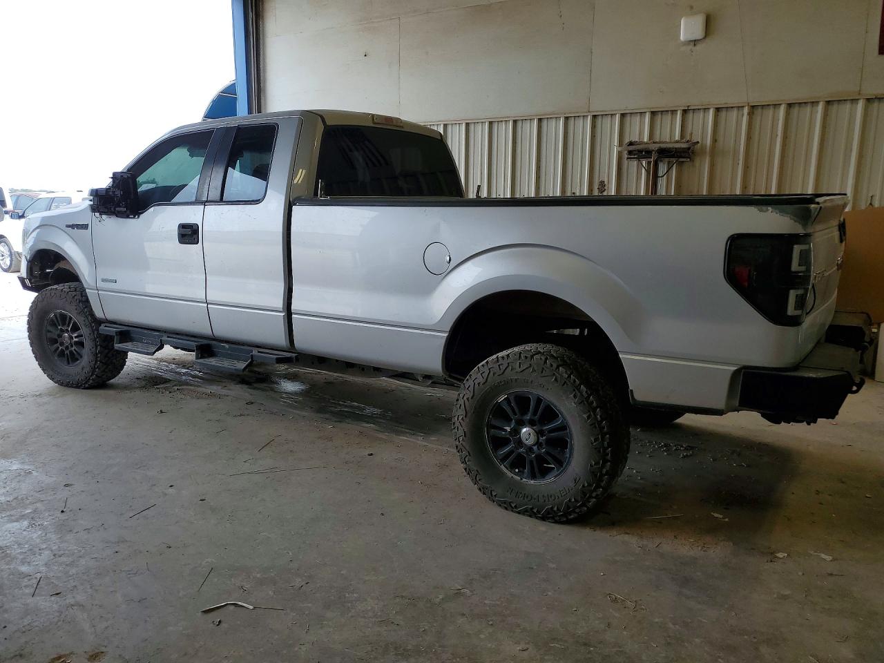 Ford F-150 Super Cab
