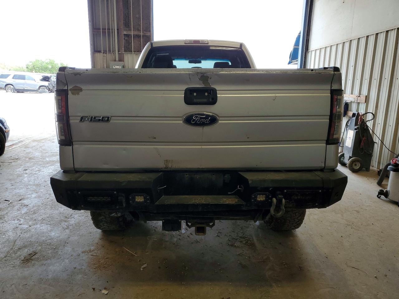Ford F-150 Super Cab