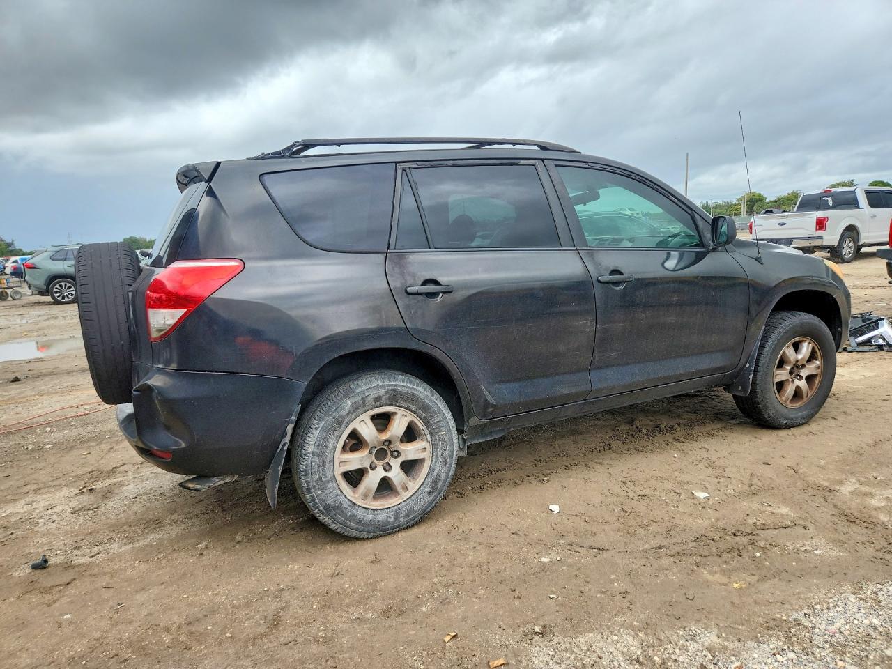 Toyota RAV4 Base