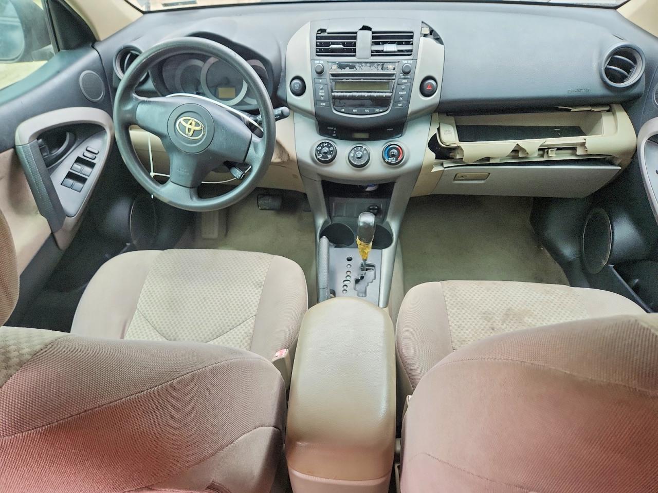Toyota RAV4 Base