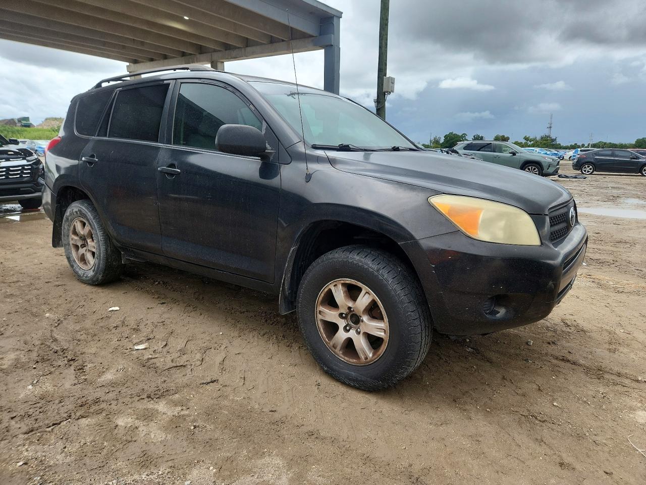 Toyota RAV4 Base