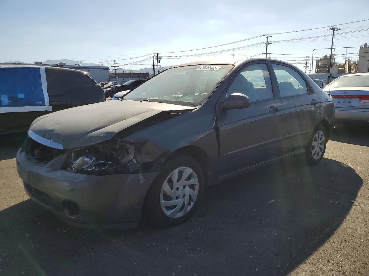 Salvage Kia Spectra Image