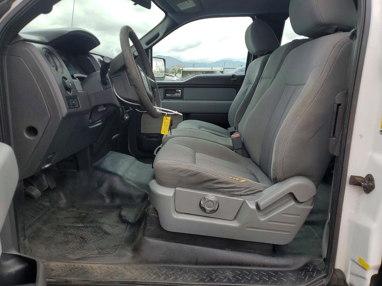 Ford F-150 Super Cab