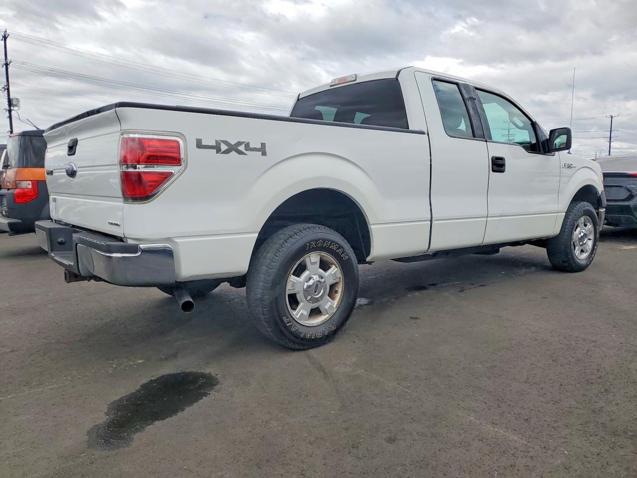 Ford F-150 Super Cab