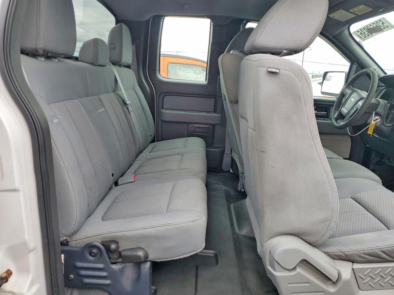 Ford F-150 Super Cab