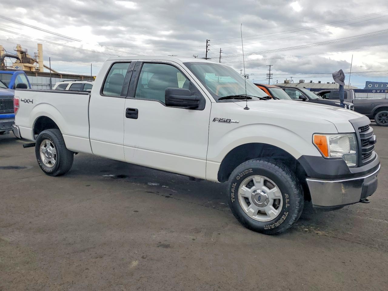 Ford F-150 Super Cab