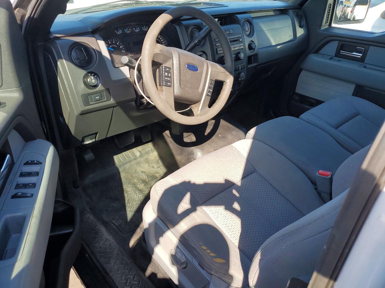 Ford F-150 Super Cab