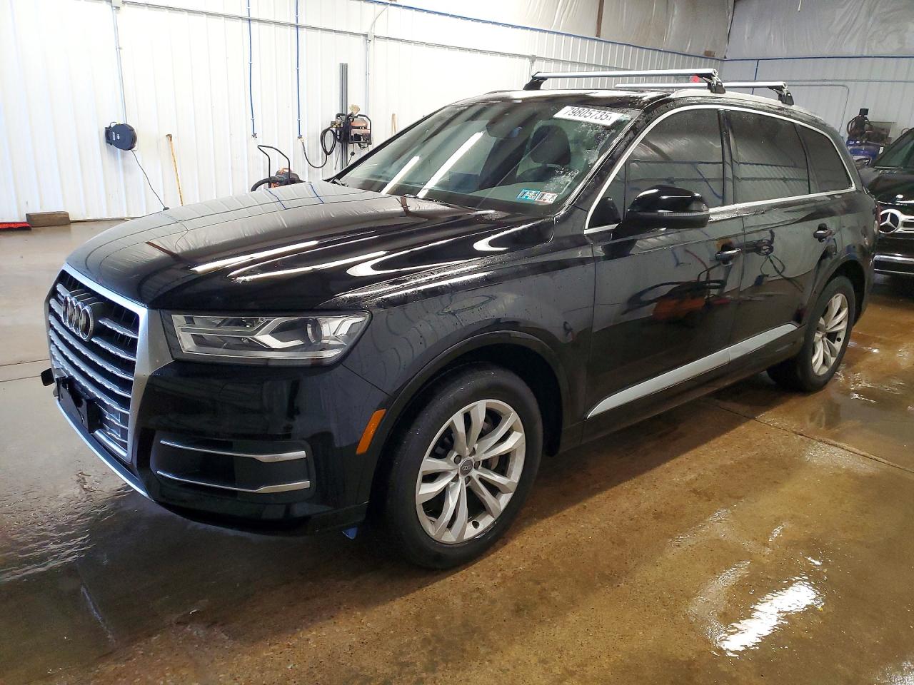 Salvage Audi Q7 Image