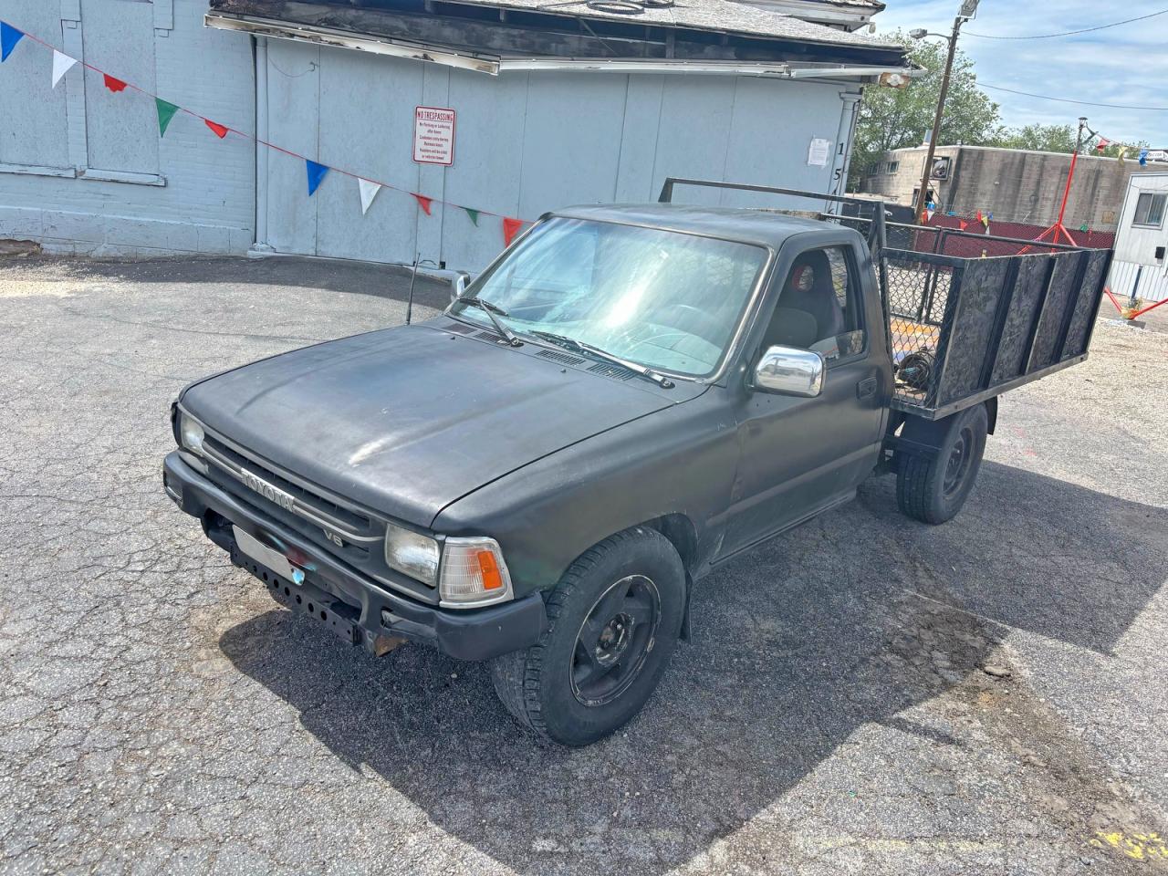 Toyota Pickup 1 Ton Long Bed Dlx