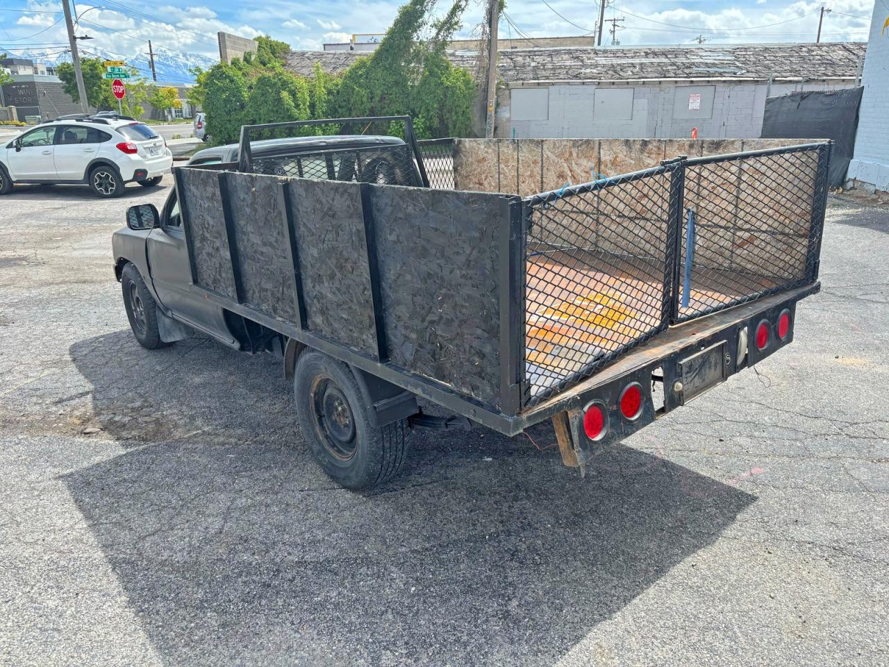 Toyota Pickup 1 Ton Long Bed Dlx