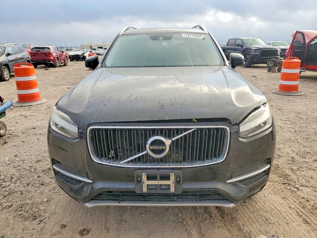 Volvo XC90 T6