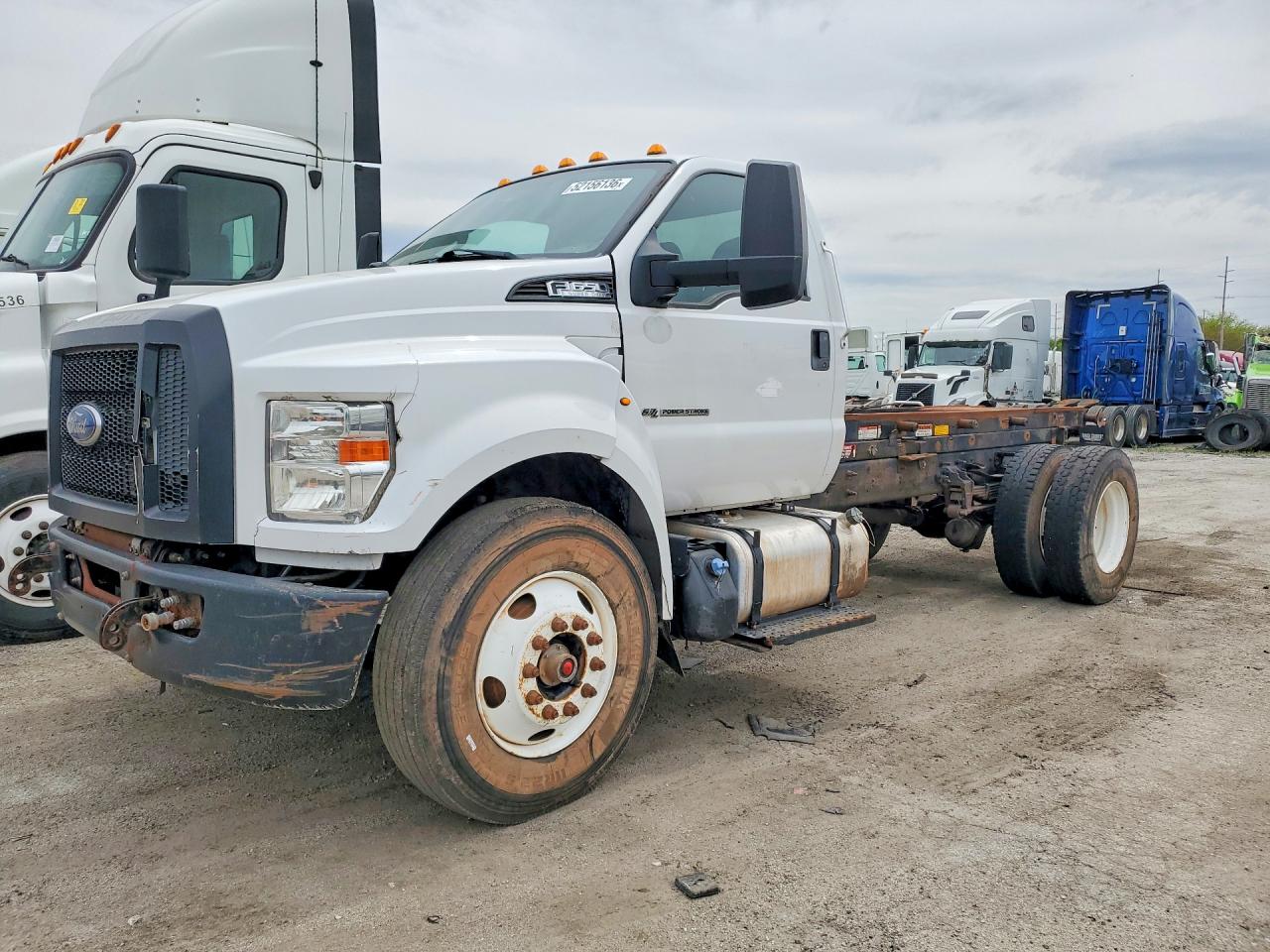 Salvage Ford F-650 Image